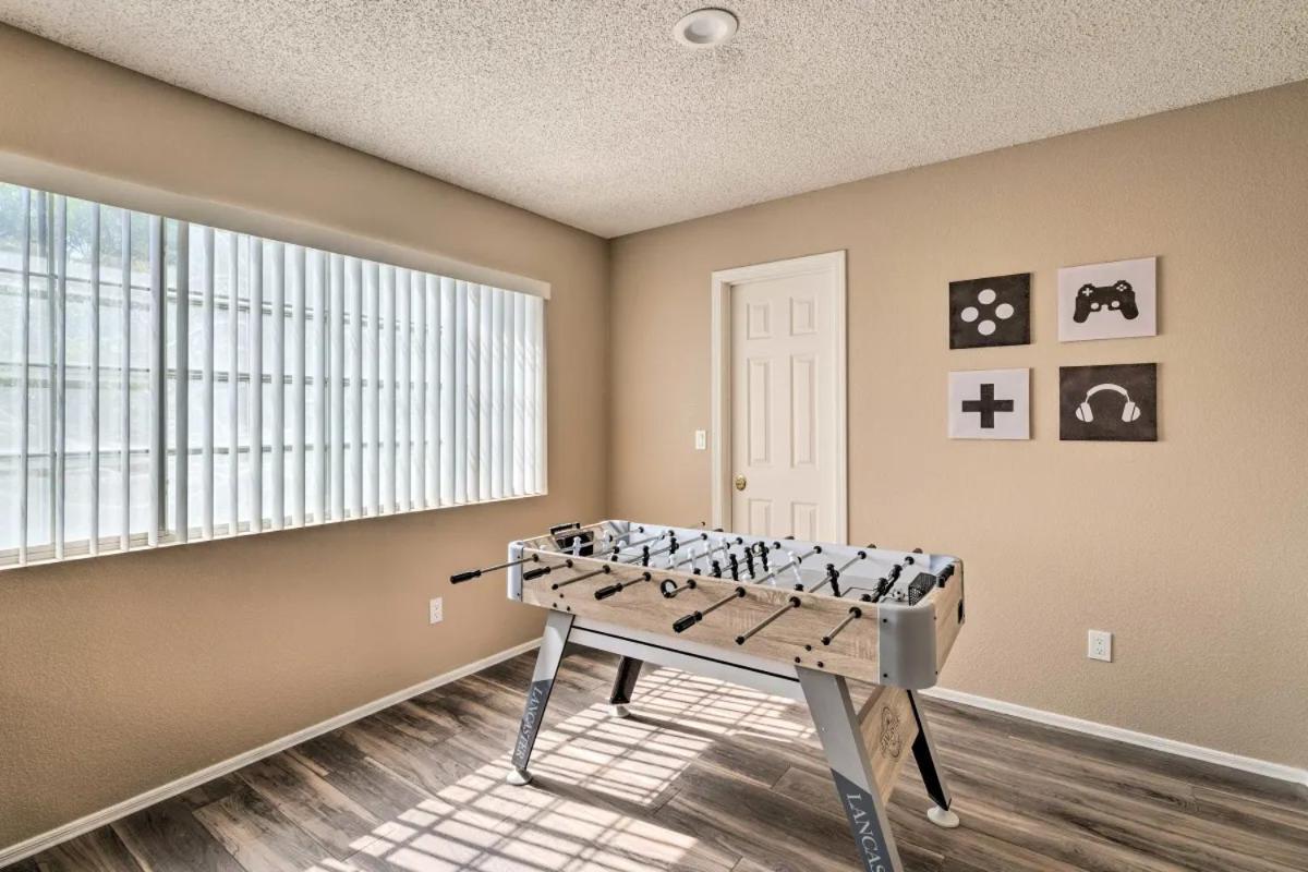 라스베이거스 A Beautiful House With Hot Tub, Grill & Games! 빌라 외부 사진